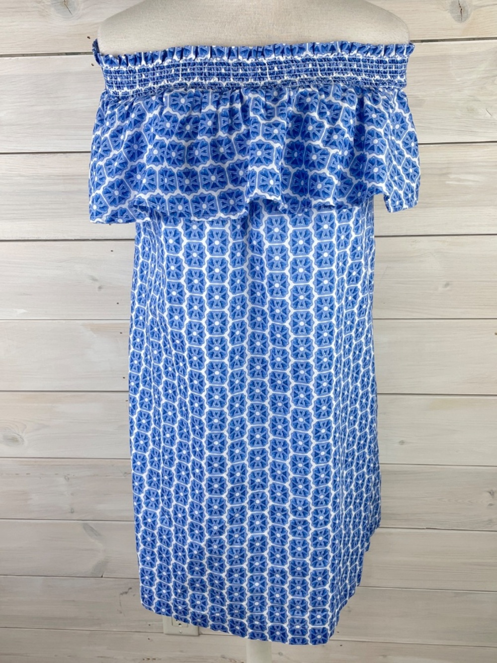 Vineyard Vines Blue Ruffle Elastic Shoulder Sleeveless Dress Womens Size Medium - Picture 4 of 7